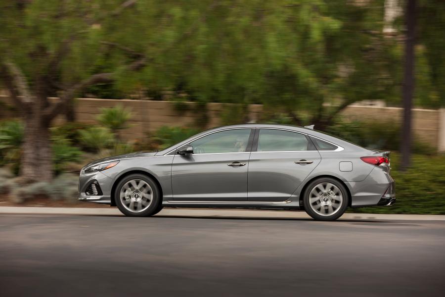  Hyundai Sonata 2.0T 2017 года  (NA) (фото 12 из 40)